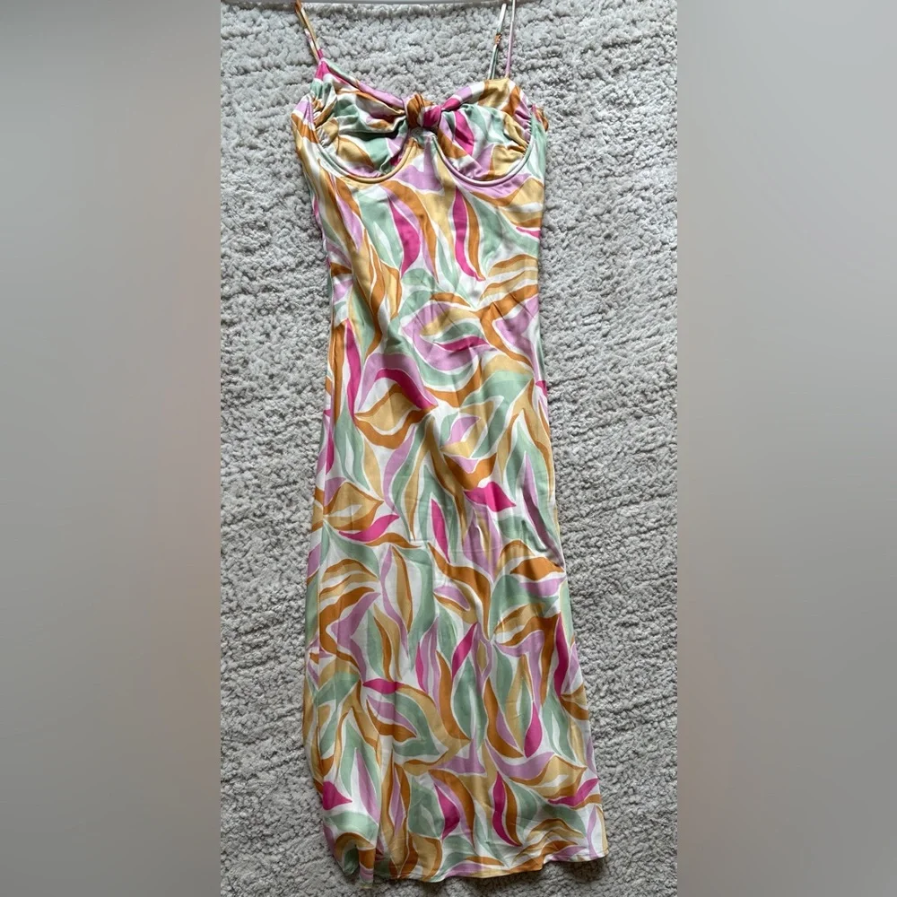 ASTR The Label Midi Dress - Picture 4 of 7
